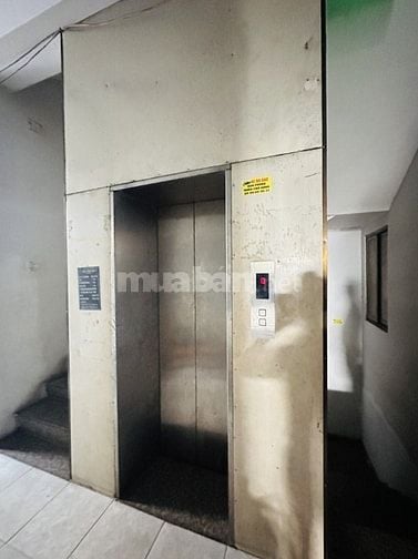Khoán 3 tỷ/ năm - MT VIP Sân GaT3 Cộng Hoà 19Mx24M 6 Tầng Thang Máy
