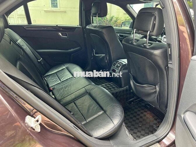 Mercedes Benz E Class 2010 E250 - 130000 km