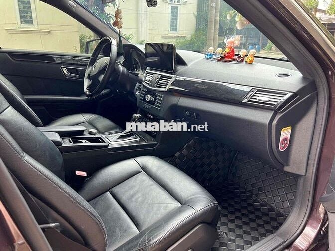 Mercedes Benz E Class 2010 E250 - 130000 km