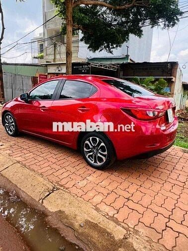 Mazda 2 2016  1.5 AT Sedan - 100000 km