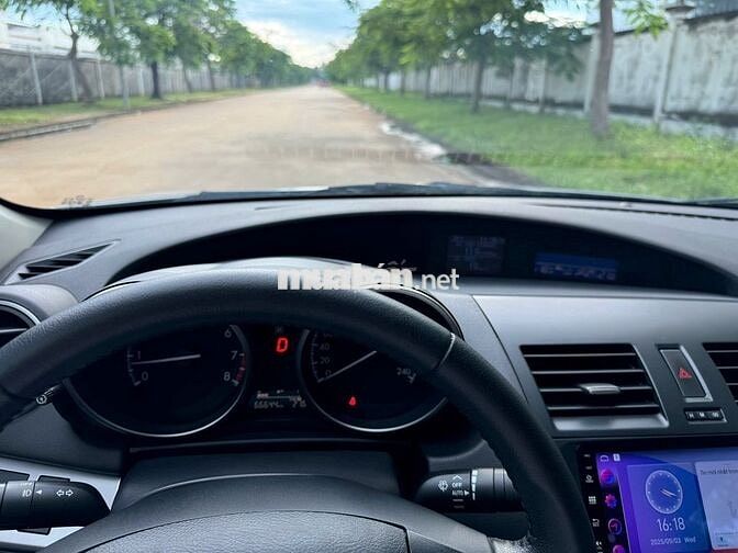Mazda 3 2014 - số tự động