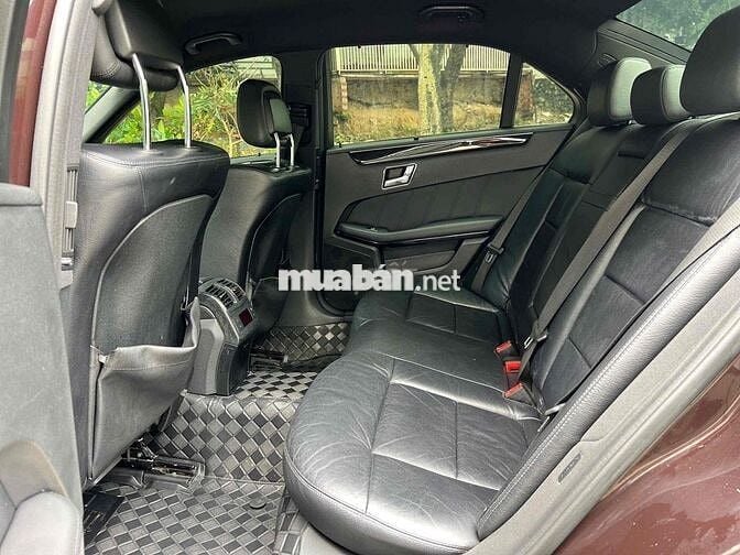 Mercedes Benz E Class 2010 E250 - 130000 km