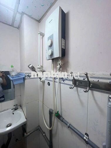 Bán nhà hẻm cách một Thống Nhất 20m,P 11 Q Gò Vấp,2pn,2 toilet,nở hậu