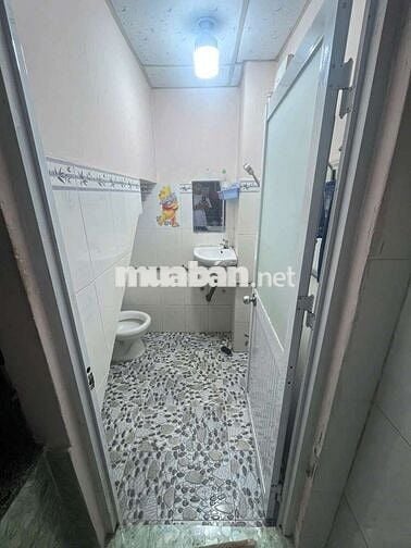 Bán nhà hẻm cách một Thống Nhất 20m,P 11 Q Gò Vấp,2pn,2 toilet,nở hậu