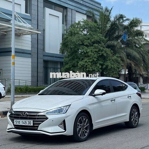 Elantra 2.0 2021 1 chủ odo đúng 8.800km siêu đẹp