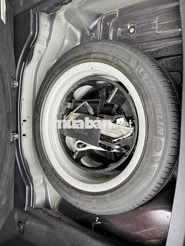 Mercedes Benz E Class 2010 E250 - 130000 km