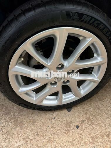 Mazda 3 2014 - số tự động