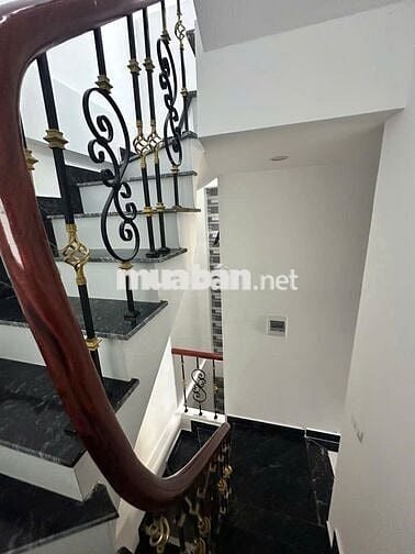 Nhà đẹp-sổ vuông-thang máy Khương đình-TX 35mx6T- ở ,thuê-Giá 9.45 tỷ