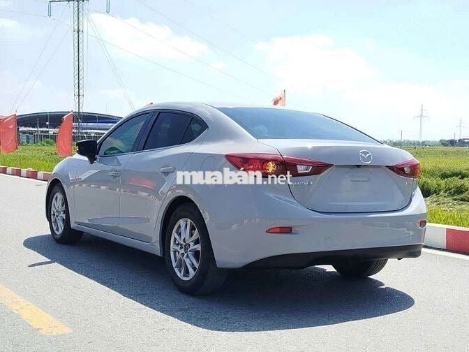 Mazda 3 xám xi măng