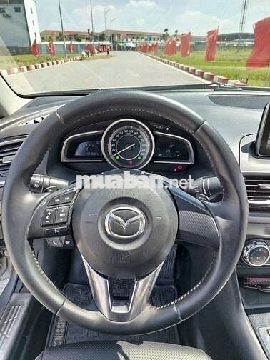 Mazda 3 xám xi măng