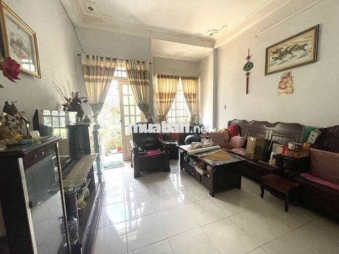 Ngay Quang Trung, Phạm Văn Chiêu, P 14, Gò Vấp, 3 Tầng, Hẻm Xe Hơi,8ty