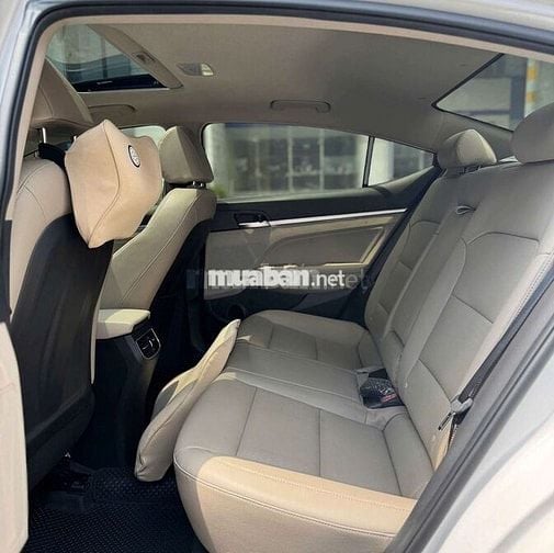 Elantra 2.0 2021 1 chủ odo đúng 8.800km siêu đẹp