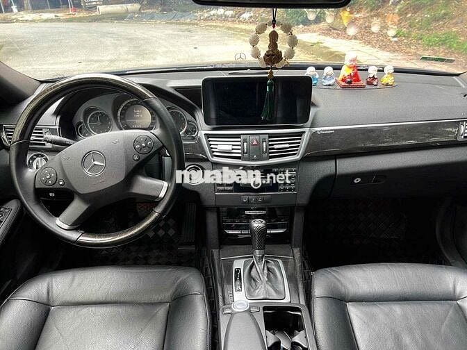 Mercedes Benz E Class 2010 E250 - 130000 km