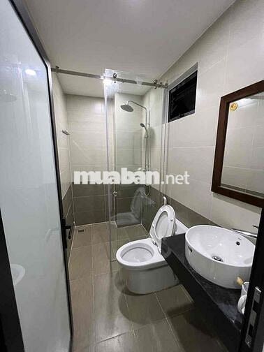 Nhà MT 3 tầng đẹp cho thuê hoặc bán,  dtsd 240m2, 32 Thân Nhân Trung