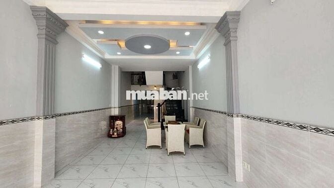 Nhà 4 tấm đầy đủ nội thất đường kinh doanh
