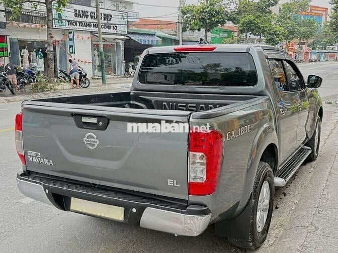 Navara 2016 số tự động 1 cầu