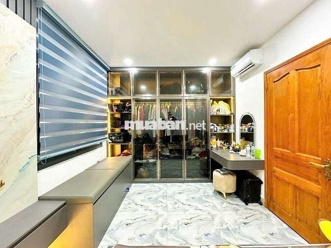 NHÀ 4 TẦNG CẠNH HUỲNH TẤN PHÁT, DTSD 140M2, 6.15 TỶ, ĐỂ LẠI NỘI THẤT
