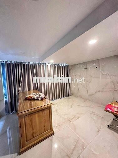 Tôi chính chủ muốn bán căn nhà mặt tiền giá 11ty8 tl
