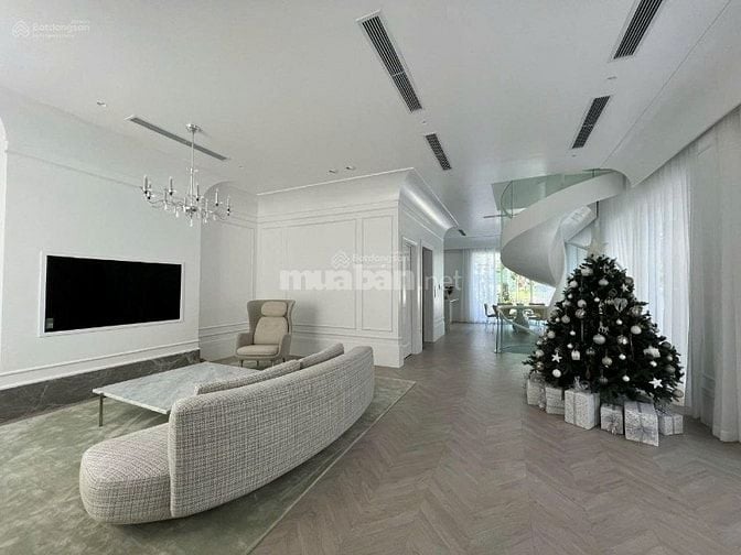 SIÊU HIẾM MẶT TIỀN NGUYỄN VĂN TRỖI NHÀ NHƯ MỚI 3 LẦU GIÁ 31 TRIỆU 