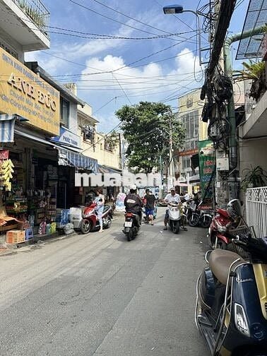 Cho thuê mặt bằng gần chợ Bà Chiểu