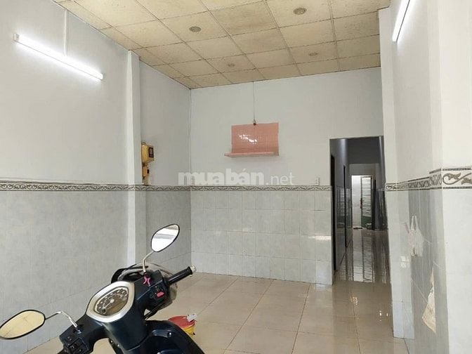 Nhà cho thuê gần chợ, trường học, hẻm thông Bùi Minh Trực, PTH