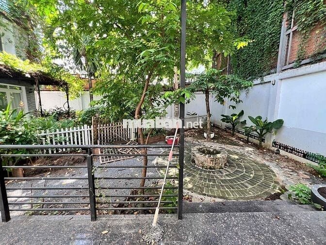 SIÊU PHẨM BIỆT THỰ SANG TRỌNG KHU VIP NHẤT QUẬN 10 HADO CENTROSA