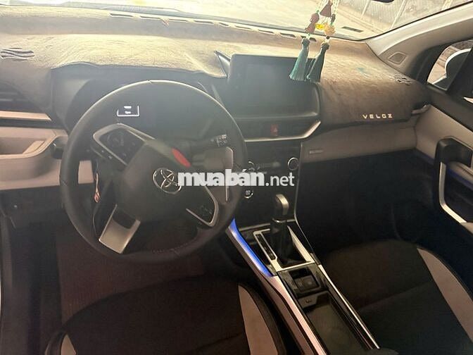 Toyota Veloz Cross 2022 CVT - 124000 km