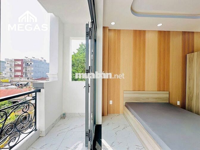 STUDIO - FULL NỘI THẤT - BAN CÔNG MỚI XÂY NGAY CHỢ CẦU - QUANG TRUNG