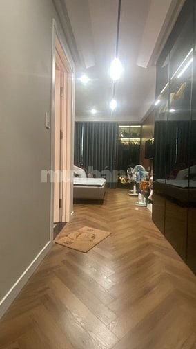 Bán nhà Hoàng Văn Thái, 52m, 6 tầng, thang máy, ô tô tránh, phân lô