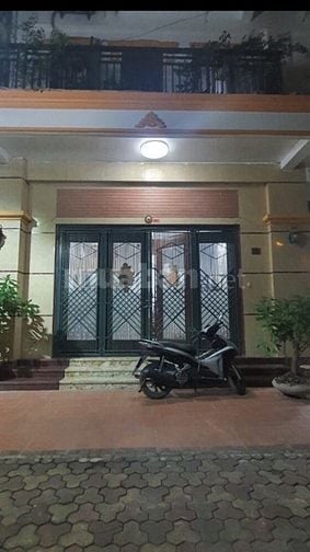 Bán nhà phố Trần Cung, phường Nghĩa Đô, Hà Nội, ô tô đỗ cửa