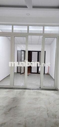 🔥🔥Nhà thuê 3PN, mặt tiền Chấn Hưng, phường 6, Tân Bình.