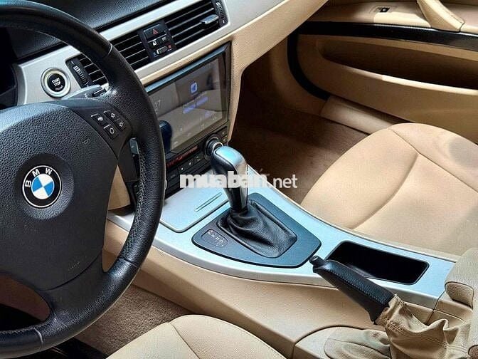 BMW 3 Series 20***00 km