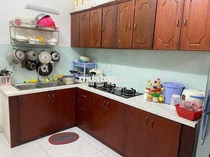 NNC 1 trệt 2 lầu gồm 3pn 5wc hẻm ô tô ngay đường bạch đằng