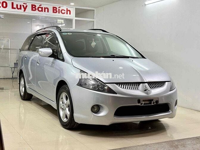 Mitsubishi Grandis 2005 2.4 AT - 120000 km