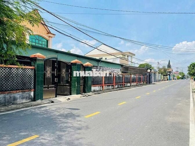 HẠ GIÁ BÁN ĐẤT GẦN CHỢ VIỆT KIỀU TT CỦ CHI 297M2 GIÁ CHỈ 570 TRIỆU