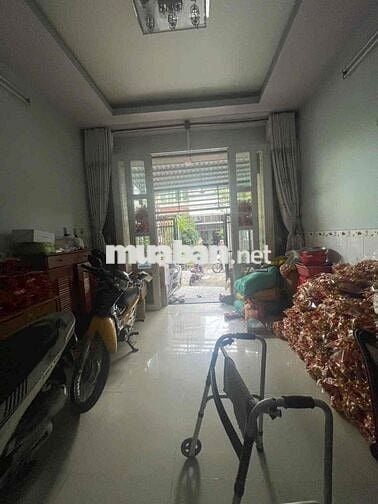 NHÀ 2 LẦU 4PN- SÂN THƯỢNG - HẺM 6M XE TẢI