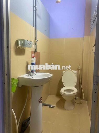 Phòng tầng 2,giờ giấc tự do,cửa vân tay,nội thất đầy đủ
