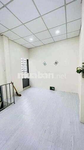 Nhà Tân Phú 2 tỷ, 2 tầng. Không lộ giới. hoàn công đủ.
