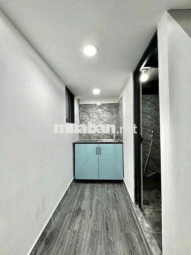 🔥PHÒNG GÁC GIÁ RẺ RỘNG RÃI NGAY CẦU VƯỢT HOÀNG HOA THÁM