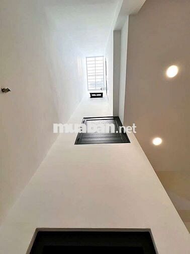 NHÀ 3 TẦNG ĐẸP —PHAN ANH PHƯỜNG BTĐ   (4m x 17m)