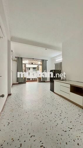 STUDIO BAN CÔNG LỚN SIÊU THOÁNG 45M2 - Nguyễn Thị Huỳnh, Phú Nhuân