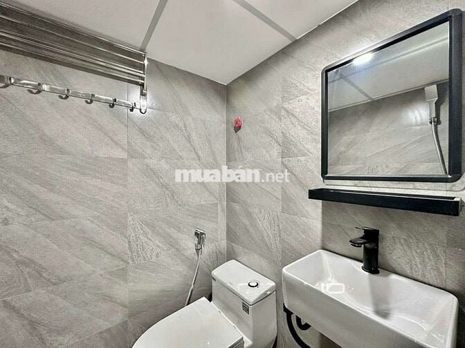 CHO THUÊ CHDV 30M2 FULL NỘI THẤT ĐƯỜNG CHU VĂN AN GẦN NGÃ TƯ HÀNG XANH