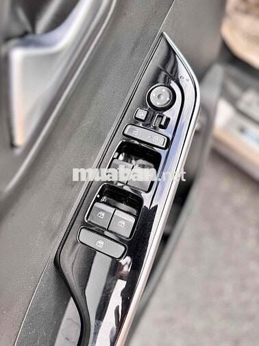 Hyundai Custin 2023 Đặc Biệt 1.5T - 40000 km