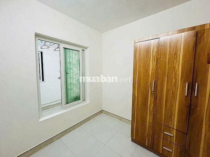 Chính chủ bán CHTT (Tầng 2) Vạn Bảo giá 4,29 Tỷ, 65m2 (2N+1VS).Ô tô đỗ
