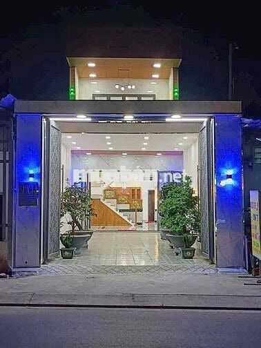 NHÀ MẶT TIỀN NGANG 5M ĐƯỜNG LỚN KD MỌI NGÀNH NGHỀ GẦN QL22 HÓC MÔN
