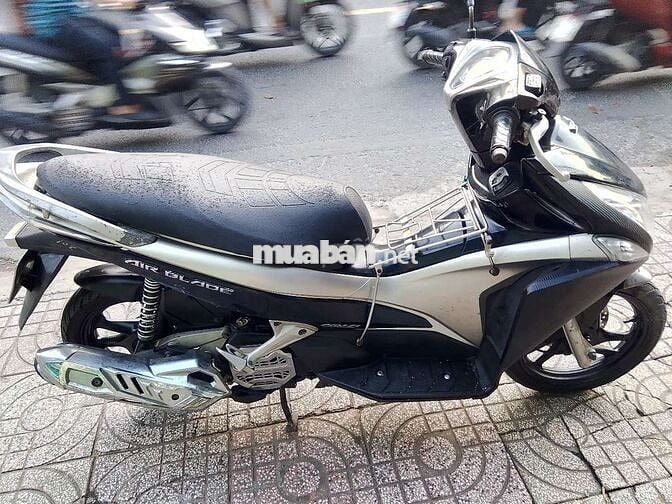 Nhà dư xe Airblade Fi giấy tờ đầy đủ ĐK 2011