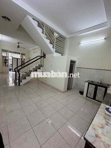Cho thuê MT Kinh Doanh Nguyễn Trường Tộ 110m2