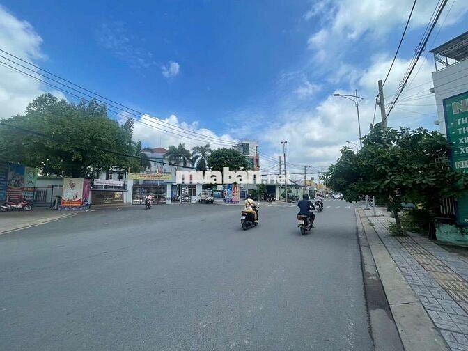 Khu vip, 94m2 hẻm ô tô né trần thị năm TCH quận 12 chỉ 4.2 tỷ