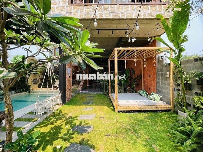 Bán villa phố cổ Hội An - Diện tích lớn-  doanh thu 80-100 tr/ tháng