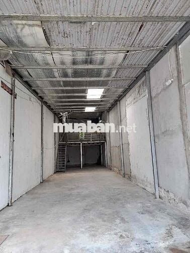 Bán Đất tặng Kho đang cho thuê 8trieu  NHÀ MẶT TIỀN KINH DOANH sát Trầ